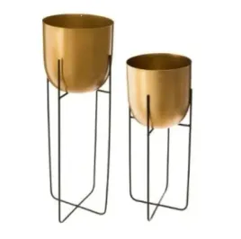 dwie-zlote-doniczki-na-metalowym-stojaku-loft-boho