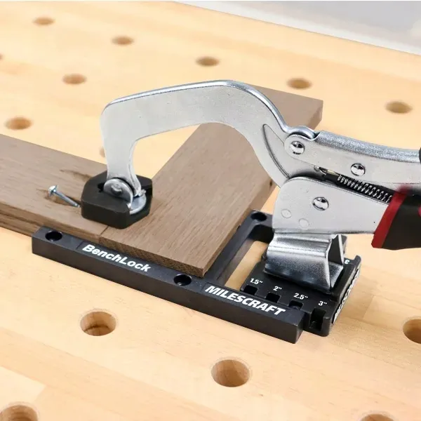 montaz-sciskow-stolowych-benchclamp-benchlock-waga-z-opakowaniem-1-5-kg