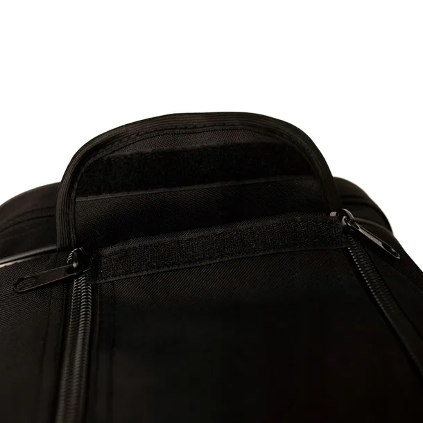 convey-torba-podrozna-lezka-55l-seledyn-plec-produkt-uniseks
