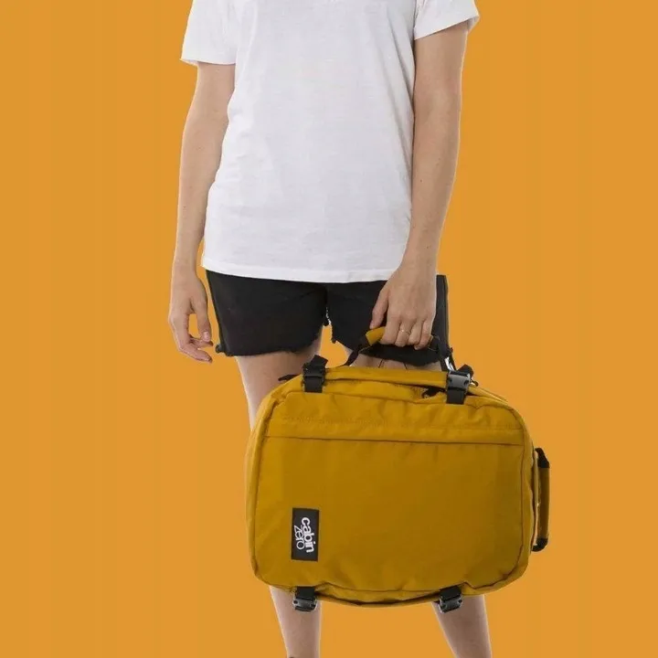 plecak-40x30x20-classic-backpack-28l-orange-chill-cabinzero