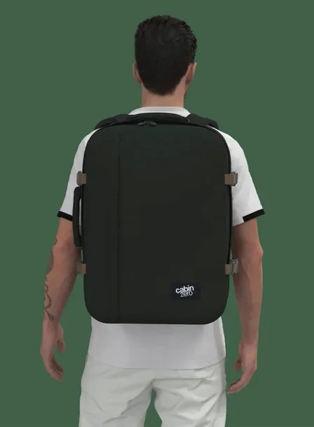 plecak-ryanair-classic-backpack-44l-black-sand-cabinzero-liczba-kieszeni-3