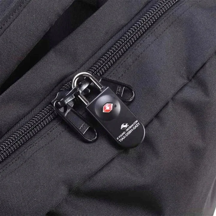 plecak-ryanair-classic-backpack-44l-absolute-black-cabinzero-stan-nowy