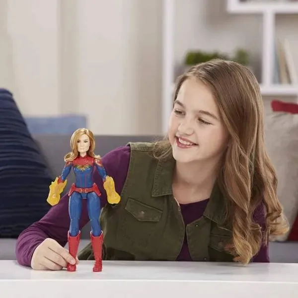 hasbro-figurka-kapitan-marvel-e4565-stan-nowy-marka-hasbro