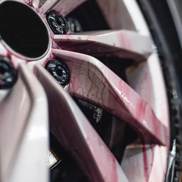 carso-ruby-czerwona-felga-700-ml-stan-nowy