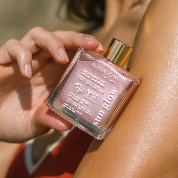 bio-suchy-olejek-z-drobinkami-pink-glow-podkreslajacy-opalenizne-50-ml-pojemnosc-50-ml