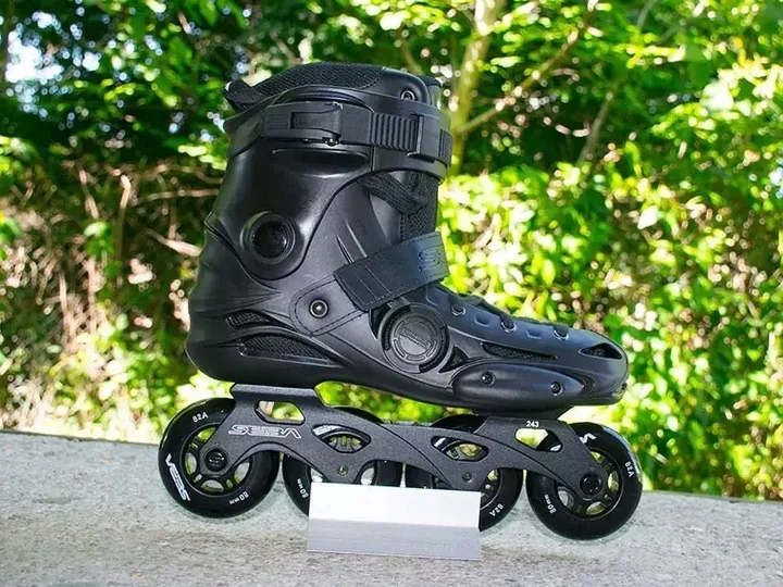 rolki-seba-e3-80-black-47-model-e3-80