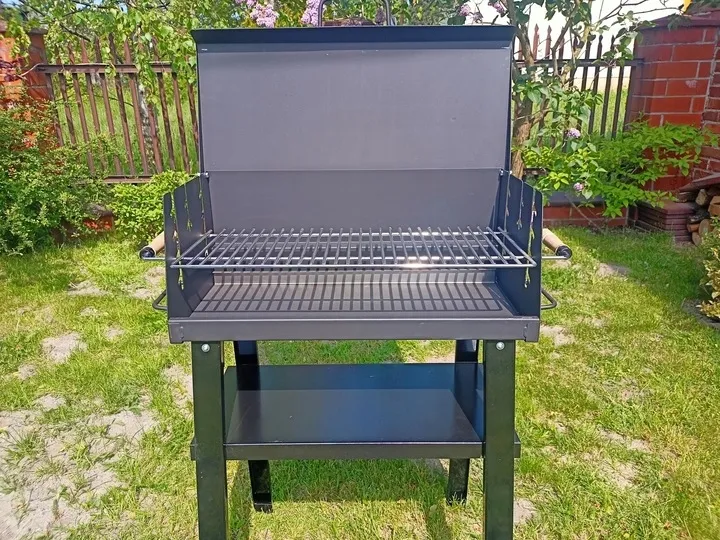 grill-ogrodowy-weglowy-glebokosc-grilla-1-cm