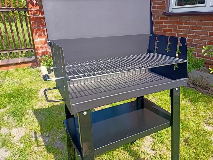 grill-ogrodowy-weglowy-stan-nowy