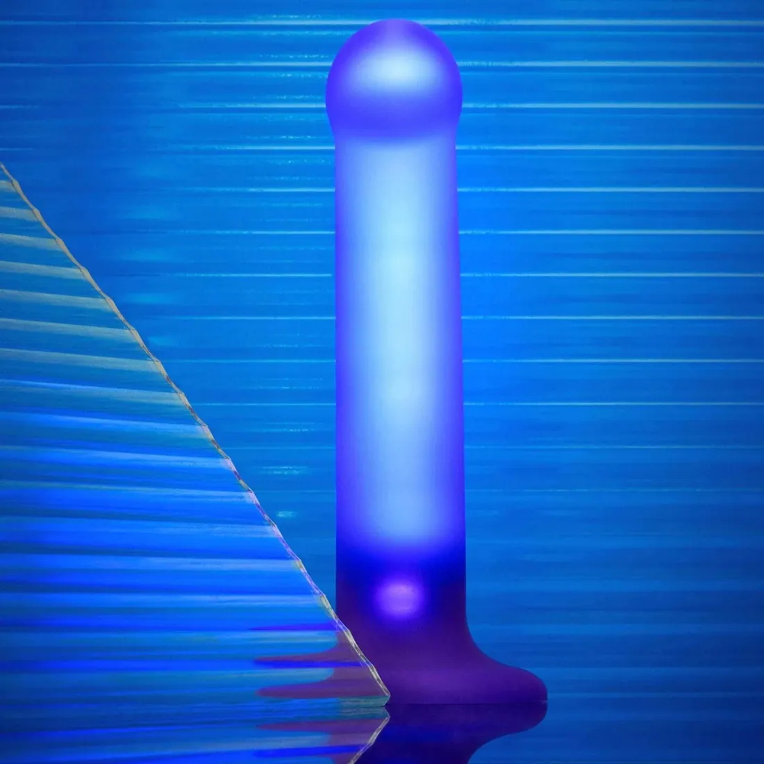 glow-led-dildo-purple-m