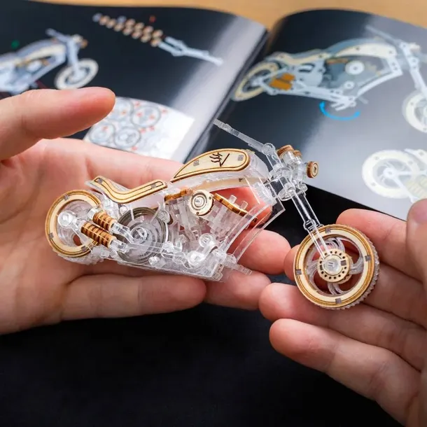veter-models-puzzle-3d-motocykl-chopper-v-1-marka-robotime-material-drewno-plastik-metal