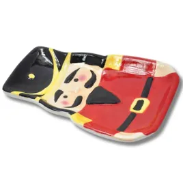 dekoracyjny-talerz-swiateczny-dziadek-do-orzechow-czerwony-prezent