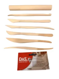 das-narzedzia-drewniane-do-modelowania-gliny-gipsu