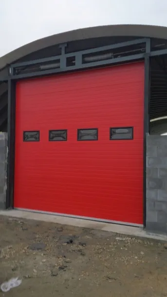 okno-do-bramy-garazowej-segmentowej-rodzaj-bramy-garazowe
