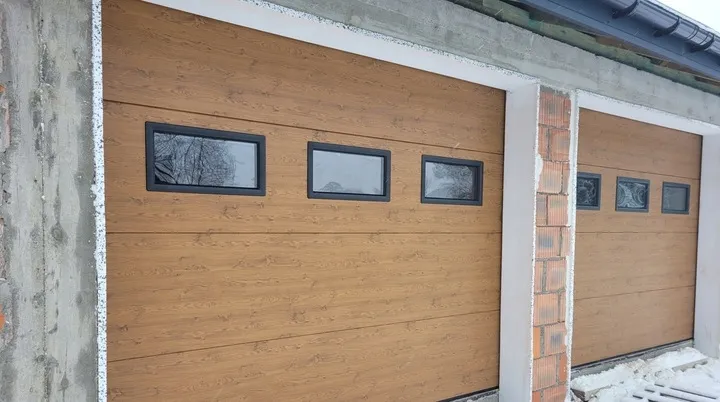 okno-do-bramy-garazowej-segmentowej-stan-nowy-typ-panelowa