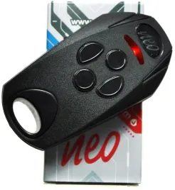 dtm-neo-4-neo4czs-czarno-srebrny-pilot-do-bramy-czerwona-dioda-oryginal-433