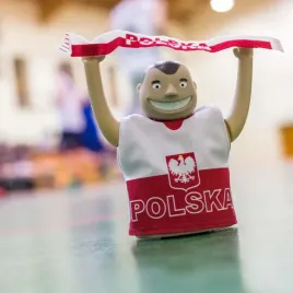 solarny-kibic-polska-gadzet-dla-kibica