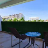 siatka-cieniujaca-maskujaca-oslona-95percent-15x50m-400-opasek-zaciskajacych-producent-johngreen