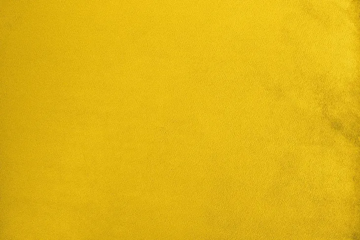 krzeslo-diego-zolte-marka-king-home-wysokosc-mebla-82-cm