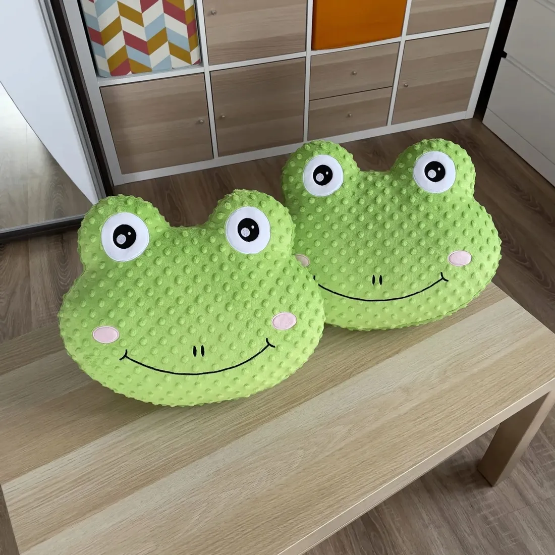 zabka-poduszka-ksztaltka