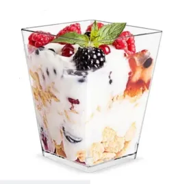 pojemniki-finger-piramidka-200ml-na-przekaski-desery-monoporcje-50-sztuk