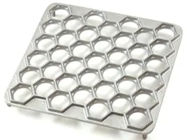 forma-do-pierogow-uszek-pieroznica-duza-foremka-pielmieni-39-pierogow