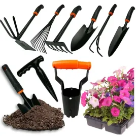 zestaw-narzedzi-narzedzia-dzialkowca-ogrodnik-pazurki-grabie-motyka-lopatka