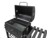 grill-weglowy-angular-ruszt-zeliwny-pokrowiec-cechy-dodatkowe-polka-wiatrochron-pokrywa-kolka-termometr-popielnik