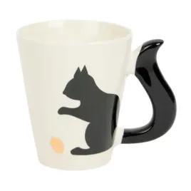 kubek-z-ogonem-ogonkiem-uchem-wiewiorka-artykuly-kuchenne-dzbanek-kuchnia