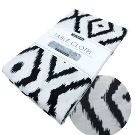 obrus-z-warstwa-wododporna-140x250-cm-czarne-romby-obrusy-wyposazenie-dom