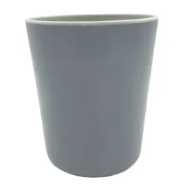 szary-kubek-plastikowy-melaminowy-400ml-poreczny-na-piknik-dla-dzieci