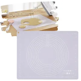 ernesto-silikonowa-mata-do-pieczenia-do-walkowania-ciasta-38x30cm-fioletowa