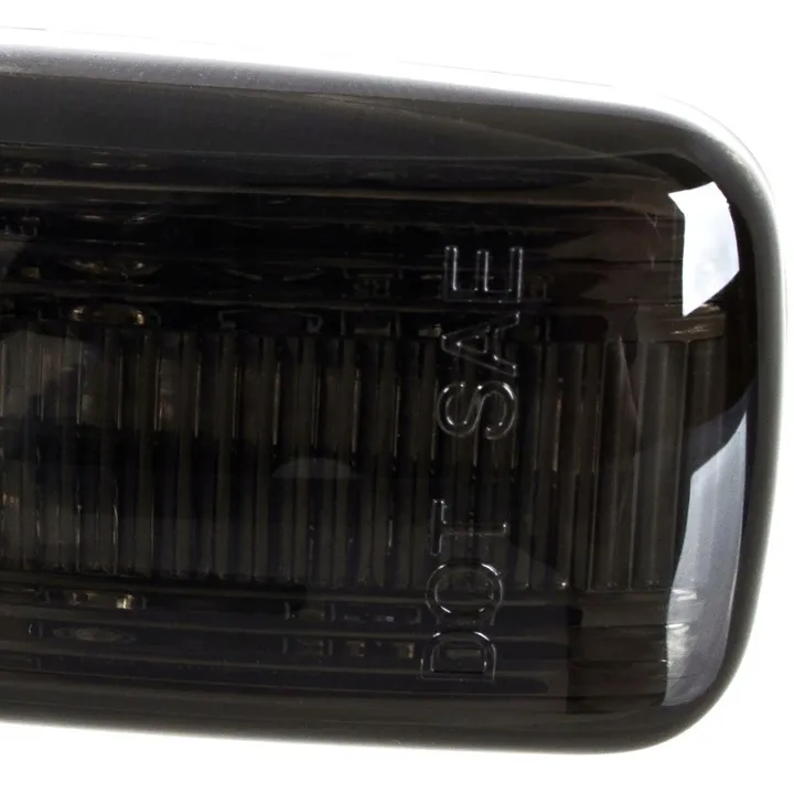 kierunkowskazy-led-dynamiczne-do-audi-a3-8l-a4-b5