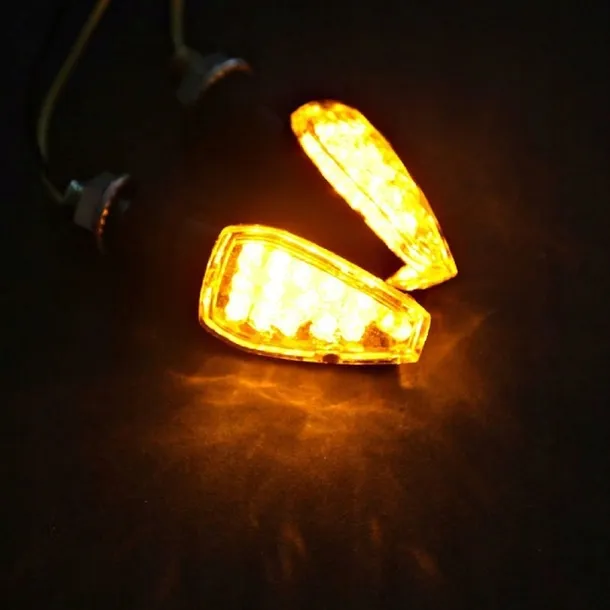 kierunkowskazy-kierunki-strzalki-12led-2-sztuki-e8-numer-katalogowy-czesci-kierunkowskazy-led
