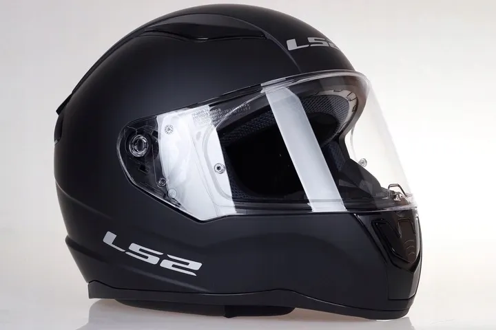 kask-integralny-ls2-ff353-rapid-ii-solid-matt-black-ece-22-06-stan-nowy