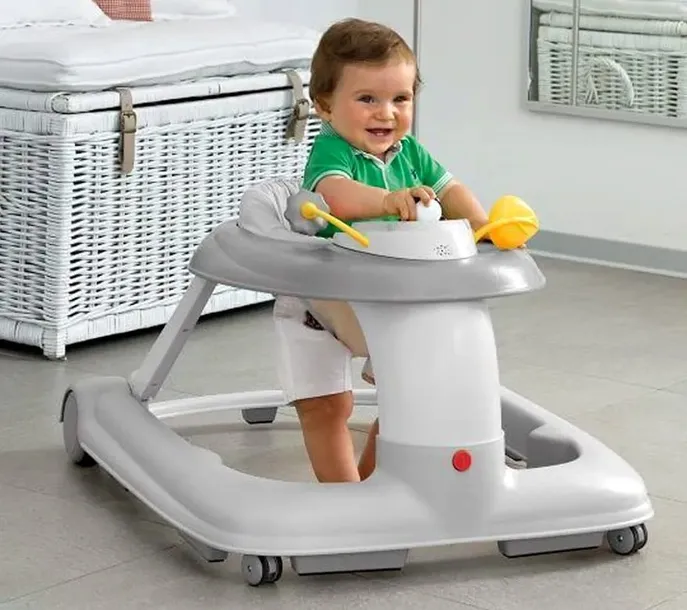 chodzik-chicco-123-silver-marka-chicco