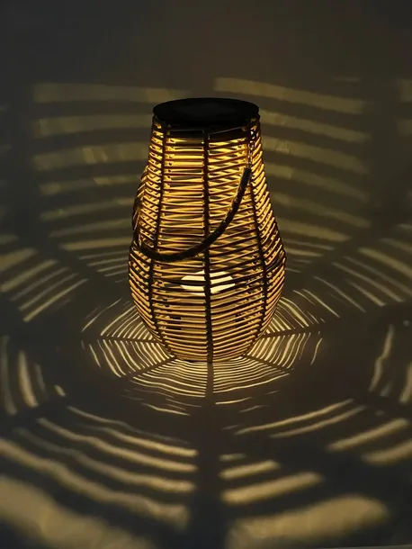 lampa-solarna-led-libra-light-waga-z-opakowaniem-0-8-kg