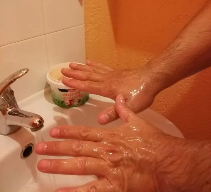 pasta-do-mycia-rak-eilfix-10-l