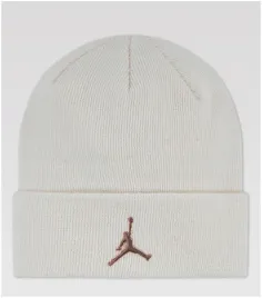 czapka-jordan-mlodziezowa-mleczna-z-logo