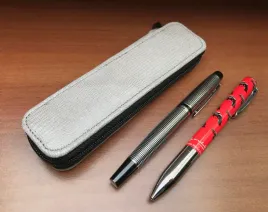 etui-na-dwa-piora-popielate-blyszczace-skora-welur-lamato-polskie