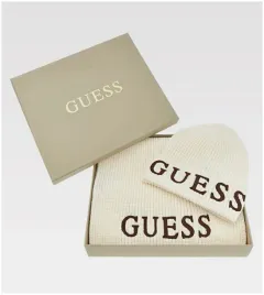 czapka-zimowa-damska-guess-szalik-zestaw-kremowy-z-logo