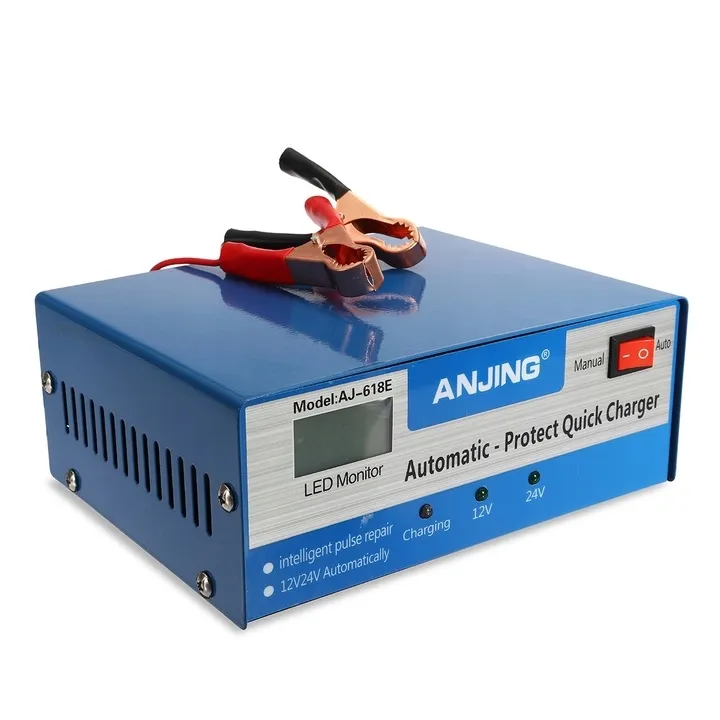 prostownik-samochodowy-do-akumulatorow-12v-24v-12a