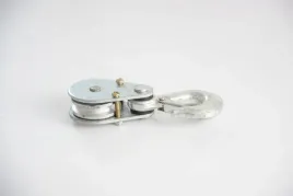 hak-rolka-na-lina-stalowa-6mm-wyciagarka-zblocze