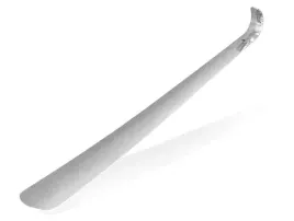 metalowa-lyzka-do-butow-55cm-blyszczaca