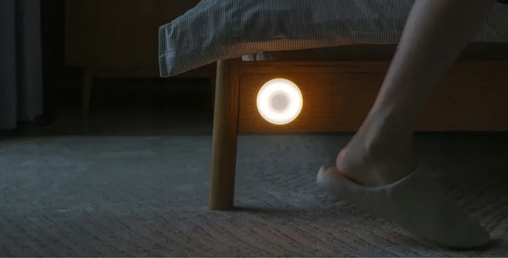 xiaomi-mi-motion-activated-night-light-2-bluetooth-kod-produktu-bhr5278gl