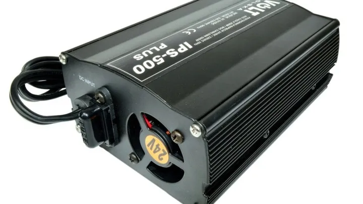 przetwornica-volt-ips-500-plus-24v-230v-usb-350w-moc-uzytkowa-1-w-stan-opakowania-oryginalne