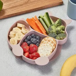 naczynia-silikonowe-dla-niemowlat-talerz-miska-sztucce-sliniak-kubek-rozowy