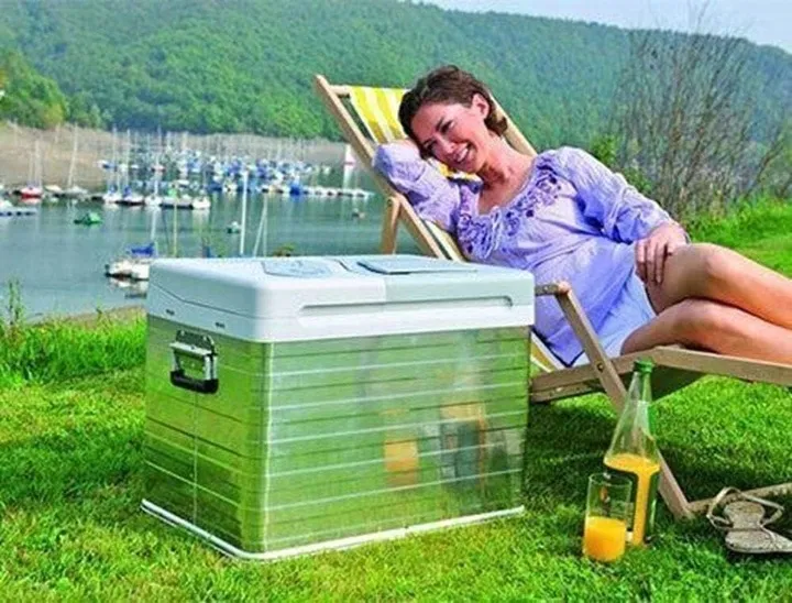 lodowka-mobicool-9105302772-szara-39l