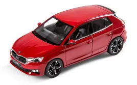 modelik-1-43-samochodu-skoda-fabia-iv-hatchback-2021-velvet-red