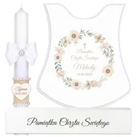 swieca-na-chrzest-szatka-do-chrztu-pudelko-adam