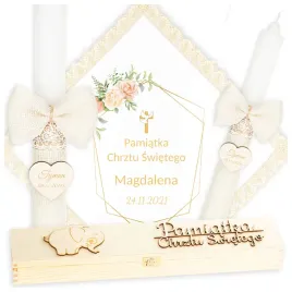 swieca-na-chrzest-szatka-do-chrztu-grawer-pudelko